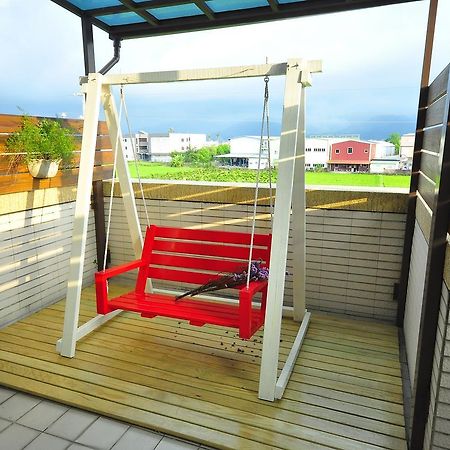 Happy Orange Homestay Yilan Экстерьер фото