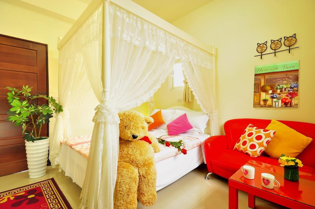 Happy Orange Homestay Yilan Экстерьер фото